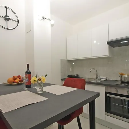 Fuer 2 Personen Ca 30 Qm In Pula, Istrien Istrische Riviera Apartment
